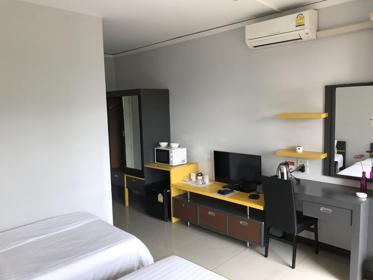 The Icon Service Apartment Si Maha Phot Exterior foto